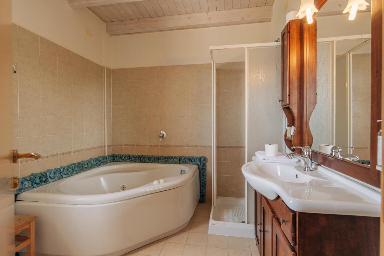 Locanda Belvedere Saludecio Экстерьер фото