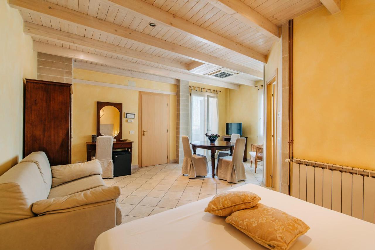 Locanda Belvedere Saludecio Экстерьер фото