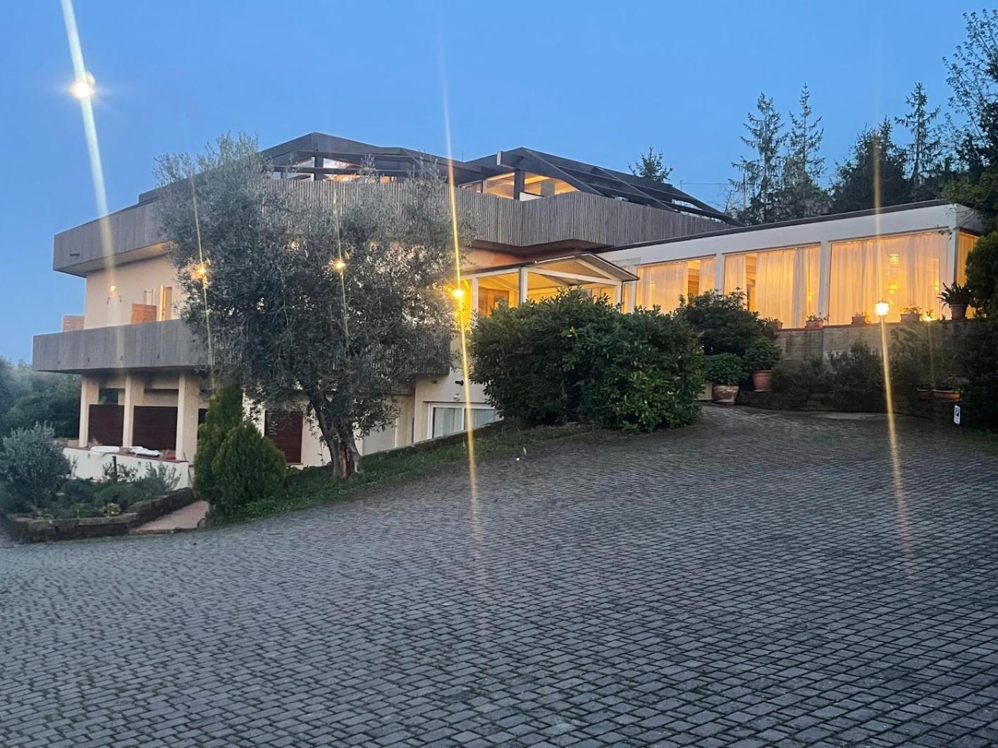 Locanda Belvedere Saludecio Экстерьер фото